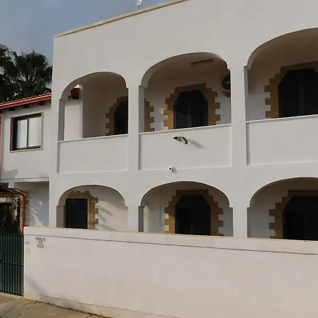 Villa Raggio Di Sole Parcheggio Privato Porto Cesareo Exterior photo
