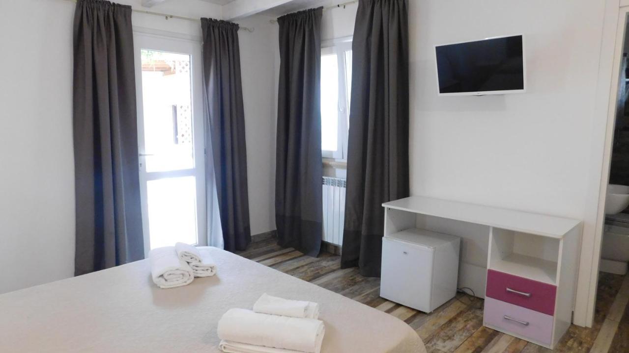 Bed & Breakfast Raggio Di Sole Parcheggio Privato Porto Cesareo