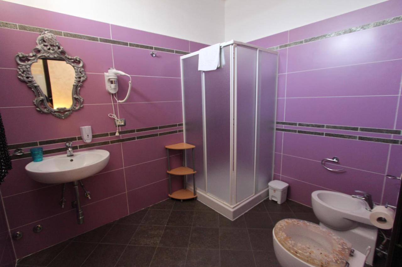 Raggio Di Sole Parcheggio Privato Bed & Breakfast