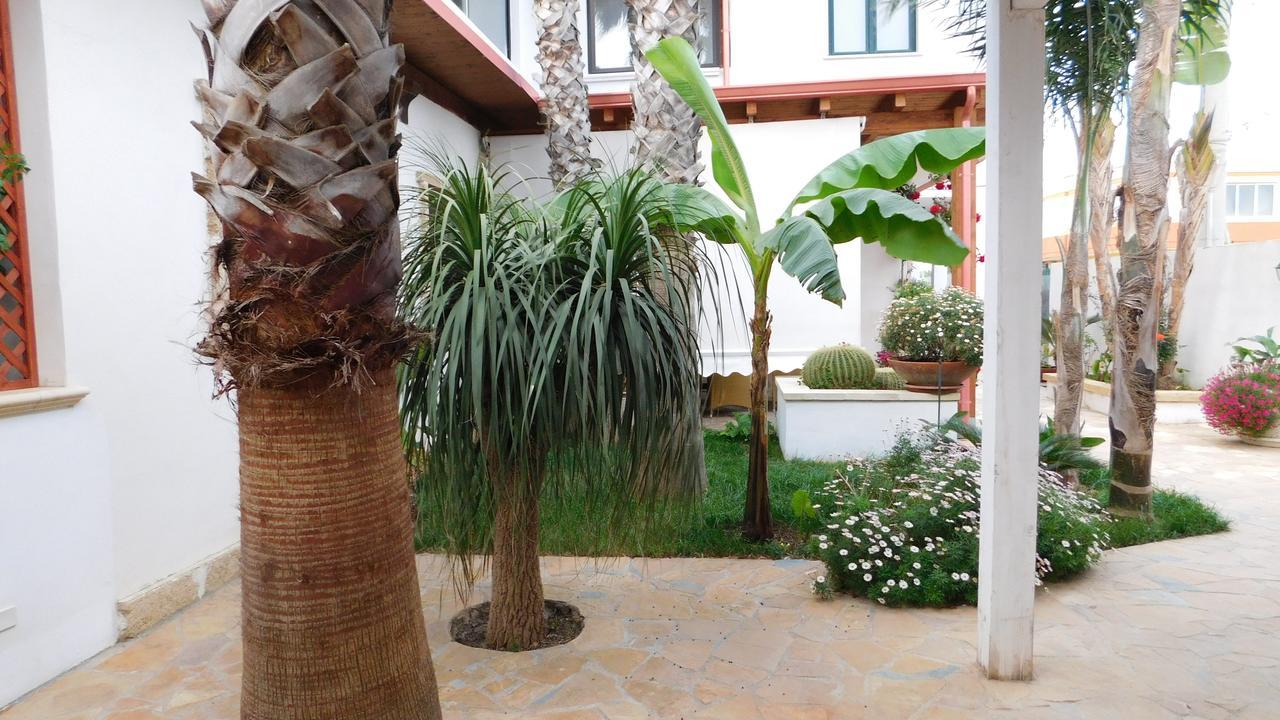 Bed & Breakfast Raggio Di Sole Parcheggio Privato Porto Cesareo