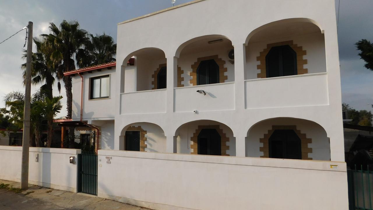 Raggio Di Sole Parcheggio Privato Bed & Breakfast